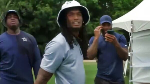 Cowboys Players Are Getting Blasted After Cameras Caught Them Trash-Talking Eagles Superstar Who Locked Down CeeDee Lamb Last Season