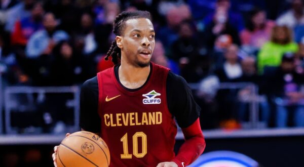 Get the latest injury update on Cavaliers star Darius Garland ahead of tonight’s pivotal Game 3 clash against the Indiana Pacers