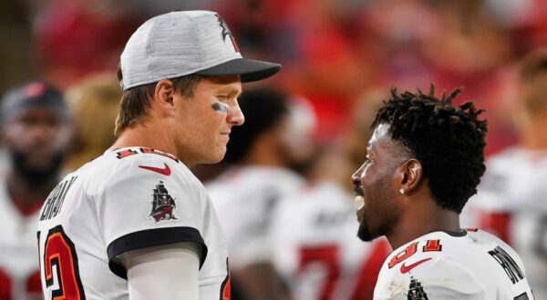 Antonio Brown speaking to Tom Brady