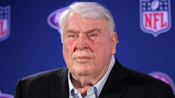 Great photo shows Nicolas Cage as John Madden for upcoming movie
