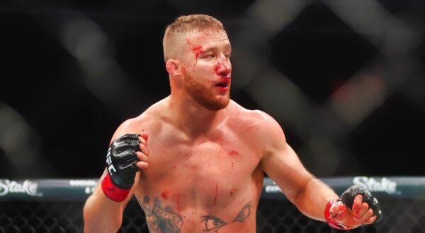 Justin Gaethje reveals his struggles to secure a UFC 313 opponent, alleging that top lightweights have turned down fight offers