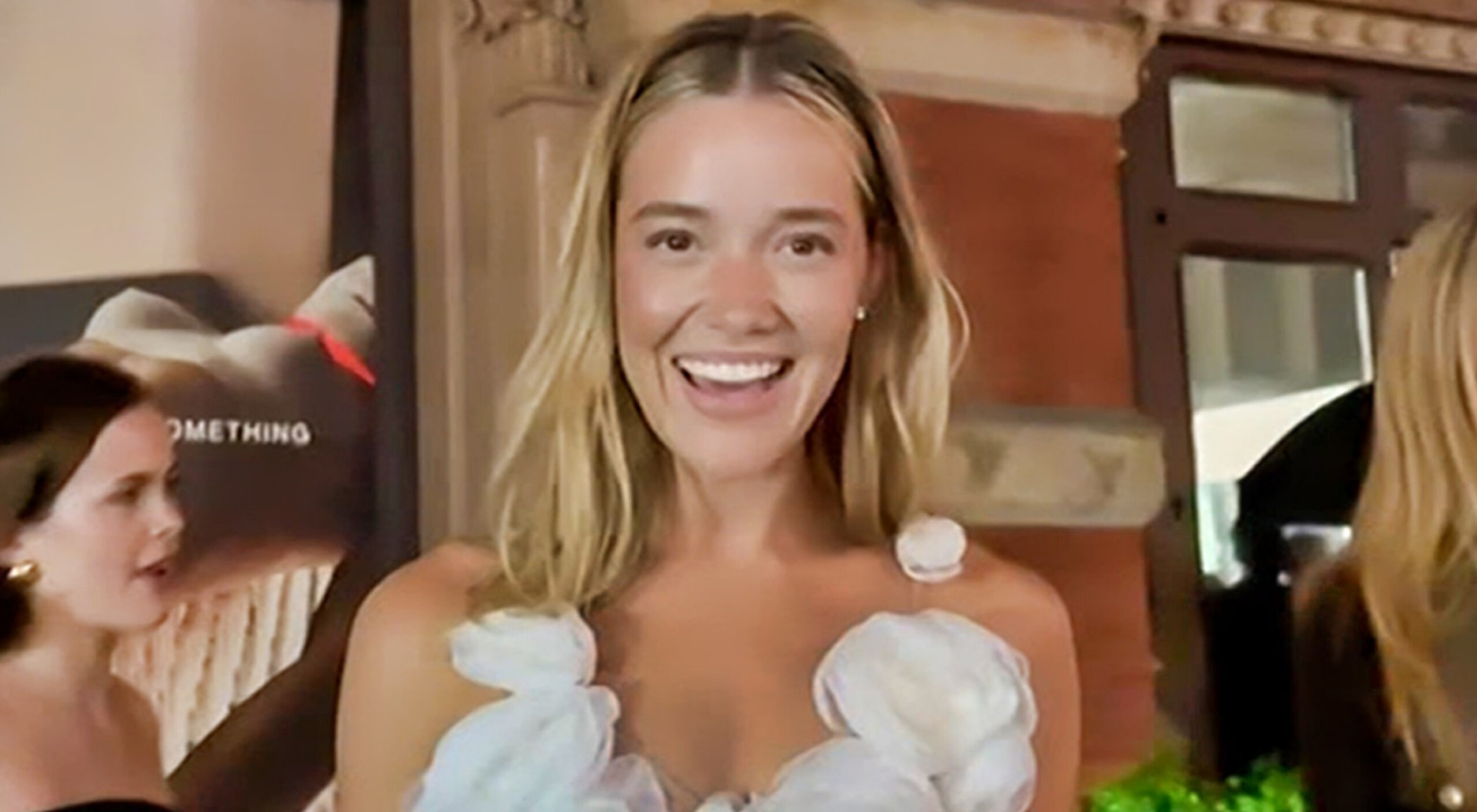 Olivia Ponton Drops A Truth Bomn On Rumors She's Dating Joe Burrow