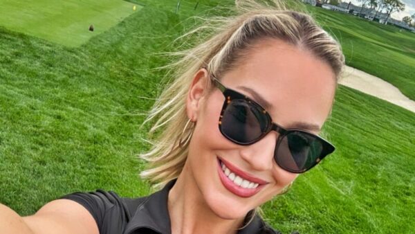 Paige Spiranac Low Zippered Black Golf Top At Oakmont Country Club Had Social Media Screaming For More