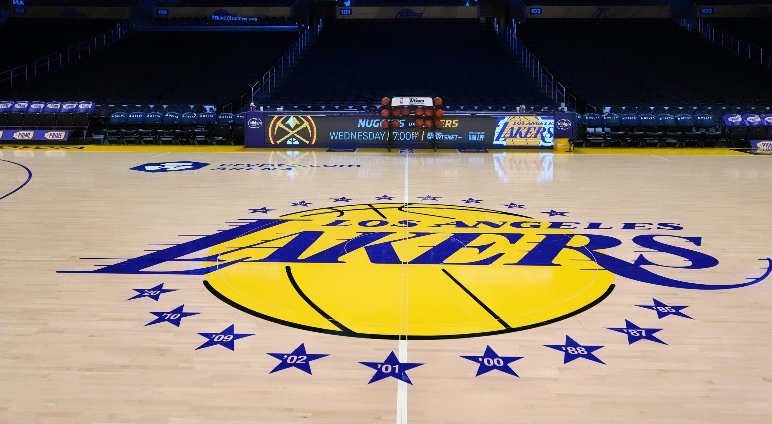 Los Angeles Lakers court logo