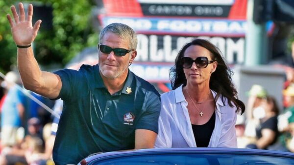 Brett Favre’s Wife Deanna Reveals Shocking Details About His Struggles With Addiction