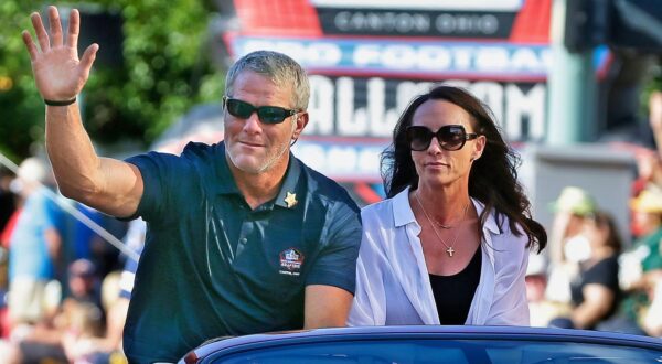 Brett and Deanna Favre