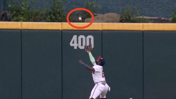 Braves outfielder pulls off one of the best catches of the season