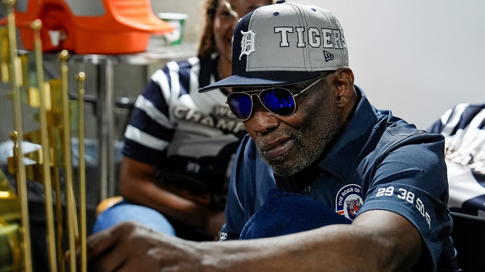 Chet Lemon in a Tigers hat