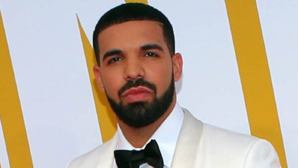 Drake blames Justin Bieber after losing huge bet on Maple Leafs
