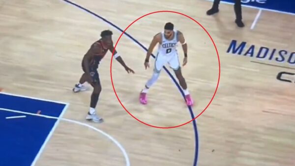 Video shows possible Jayson Tatum torn Achilles tendon