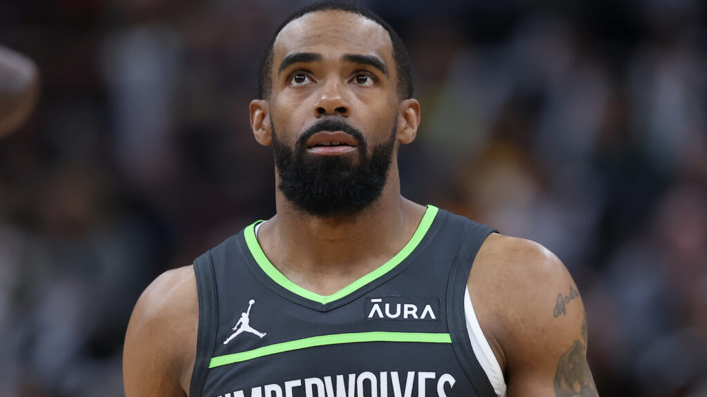 Mike Conley takes swipe at Draymond Green ahead of playoff series