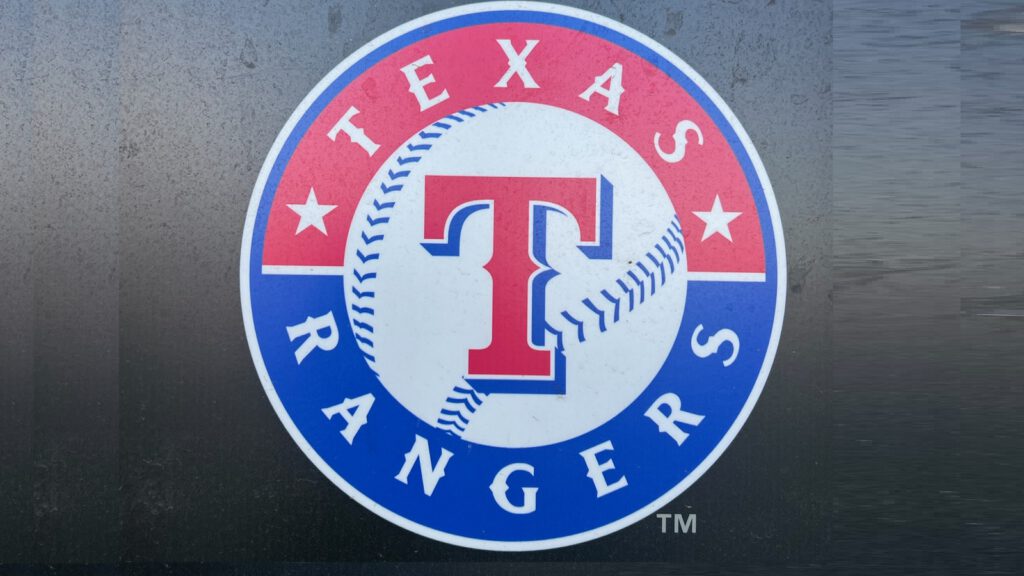 Texas Rangers make big change to coaching staff