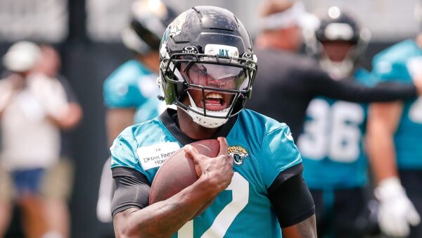 Jaguars coach shares thoughts on Travis Hunter after unflattering viral video