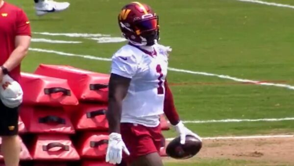 Everyone Is Comparing Commanders WR Deebo Samuel To A Popular Former NFL Star After Concerning Video Surfaces